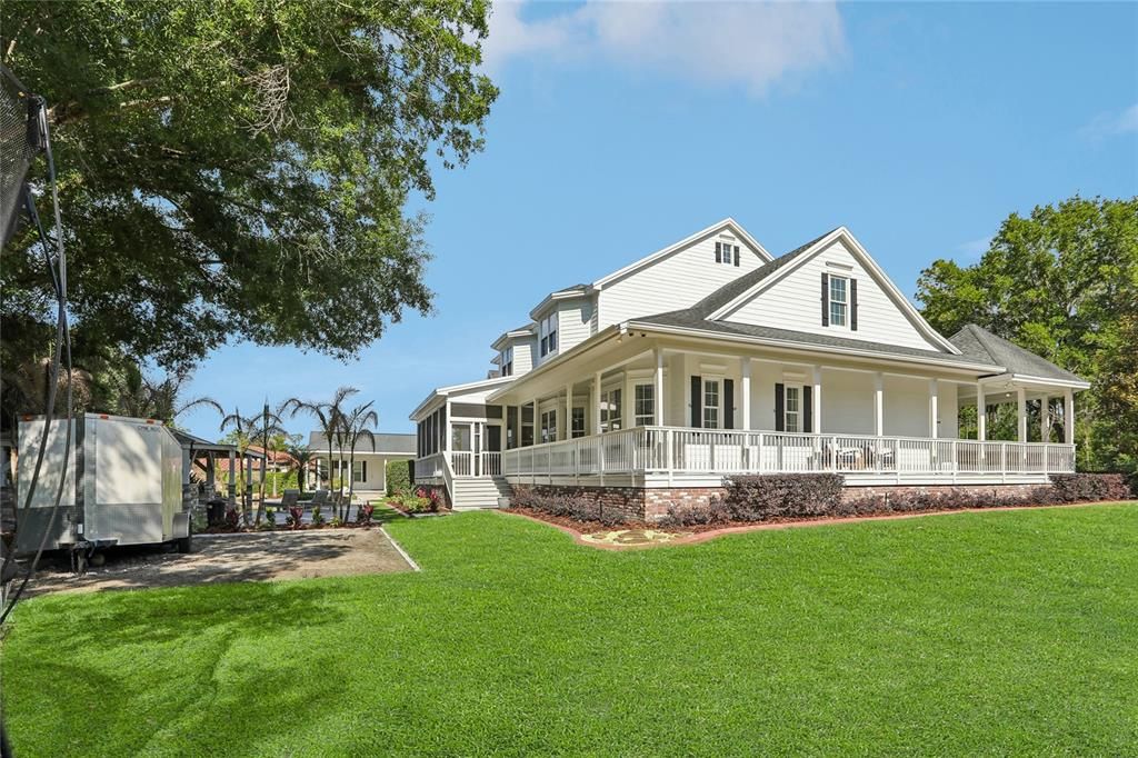 Activo con contrato: $2,599,000 (7 camas, 6 baños, 8047 Pies cuadrados)