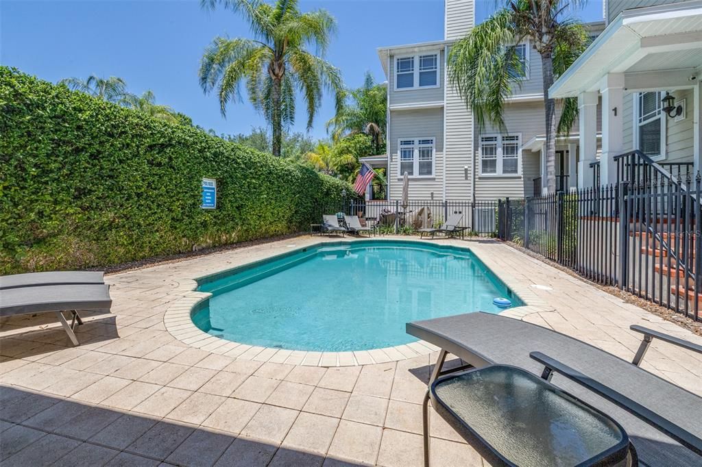 For Sale: $649,000 (3 beds, 3 baths, 1930 Square Feet)