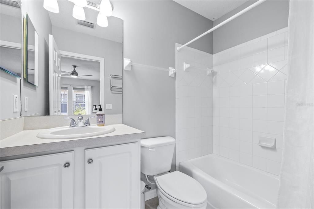 For Sale: $649,000 (3 beds, 3 baths, 1930 Square Feet)