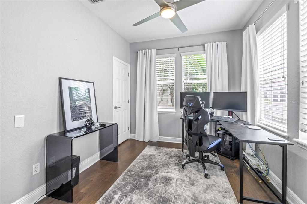 For Sale: $649,000 (3 beds, 3 baths, 1930 Square Feet)
