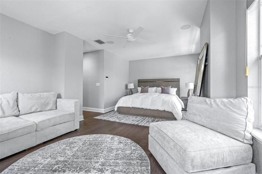 For Sale: $649,000 (3 beds, 3 baths, 1930 Square Feet)
