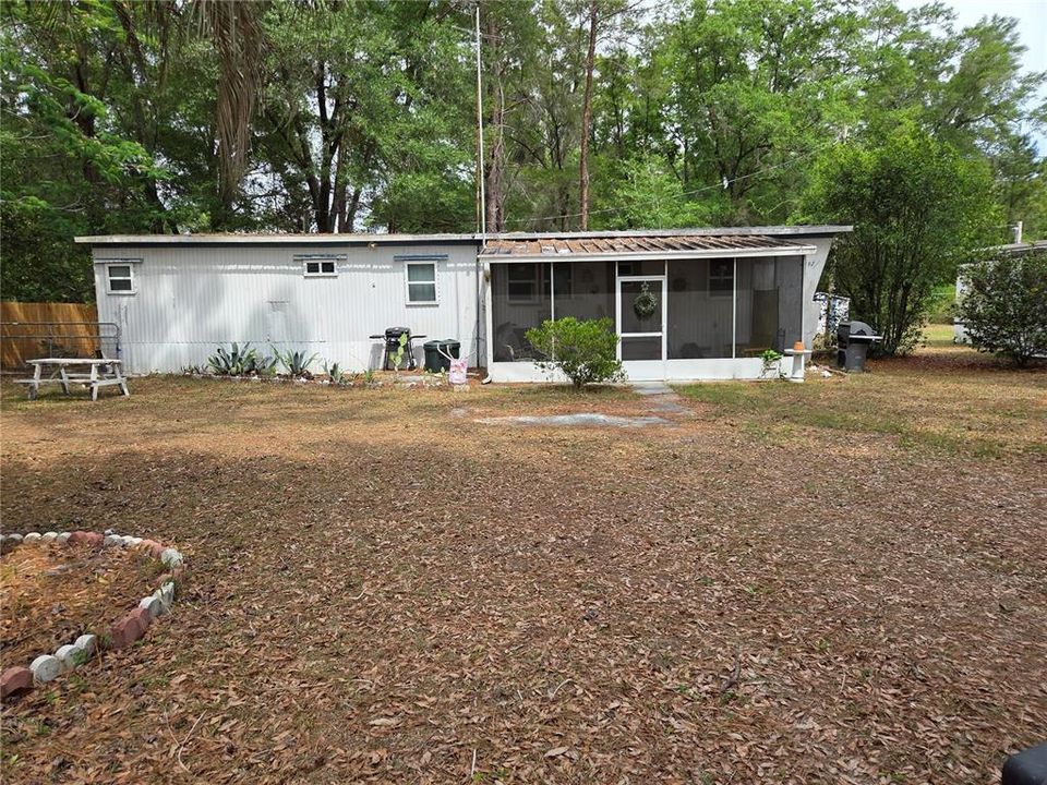 Vendido Recientemente: $80,000 (2 camas, 1 baños, 684 Pies cuadrados)