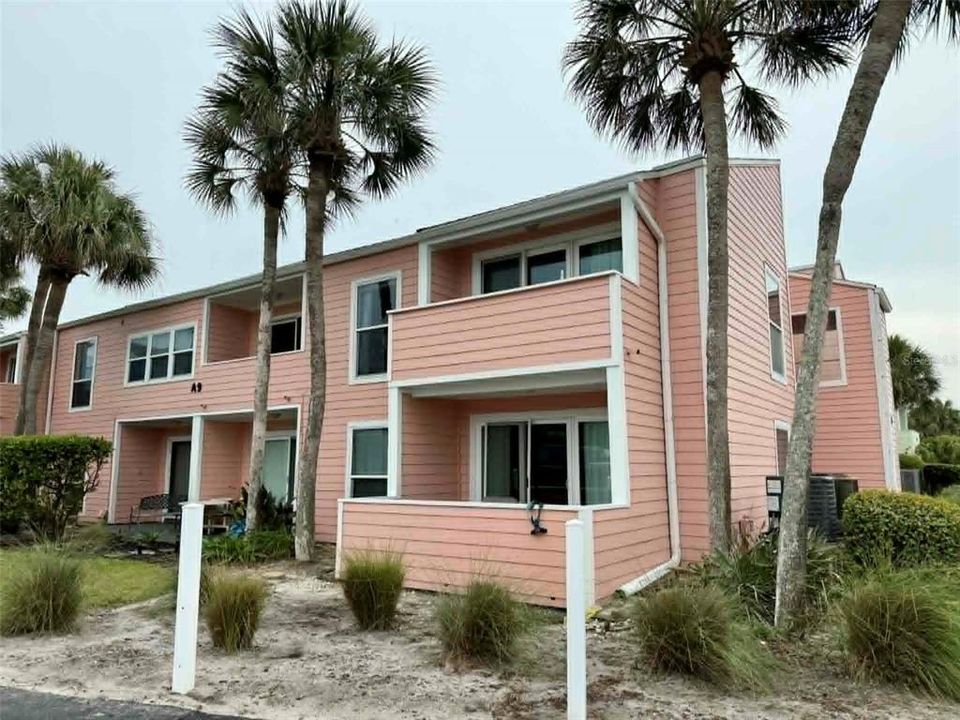 For Sale: $265,000 (2 beds, 2 baths, 1004 Square Feet)