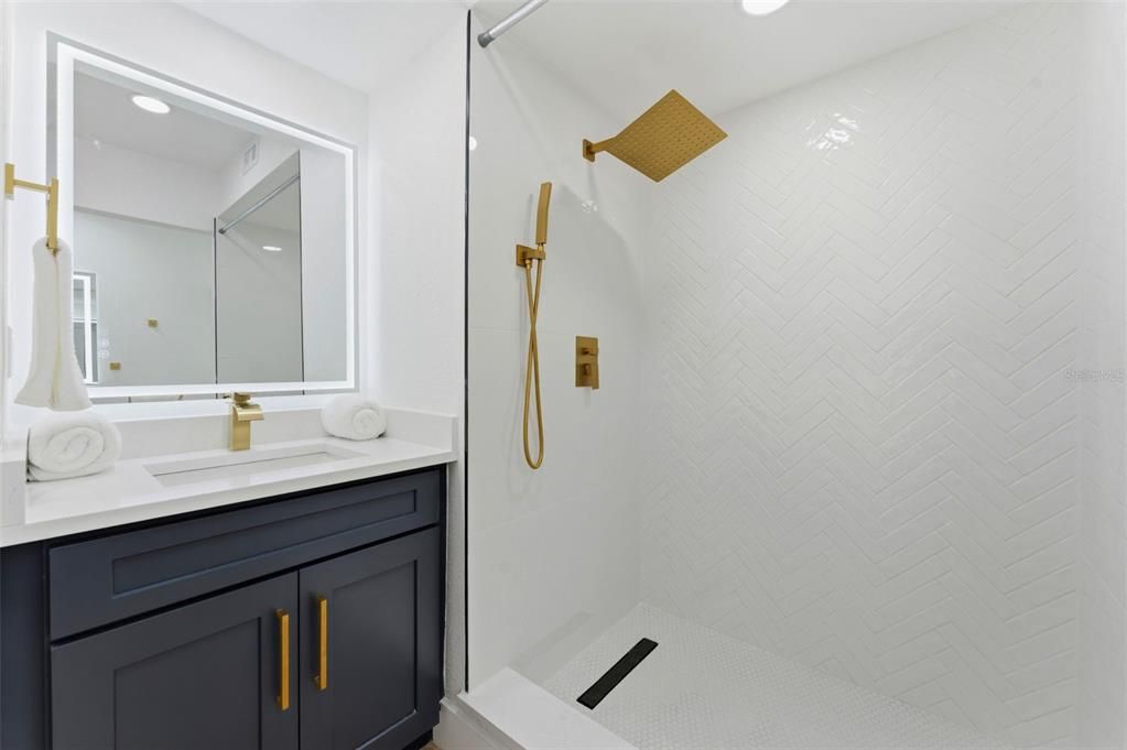 На продажу: $1,199,999 (3 спален, 2 ванн, 2336 Квадратных фут)