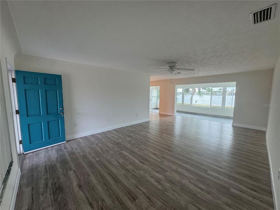 En Renta: $3,895 (2 camas, 2 baños, 1189 Pies cuadrados)