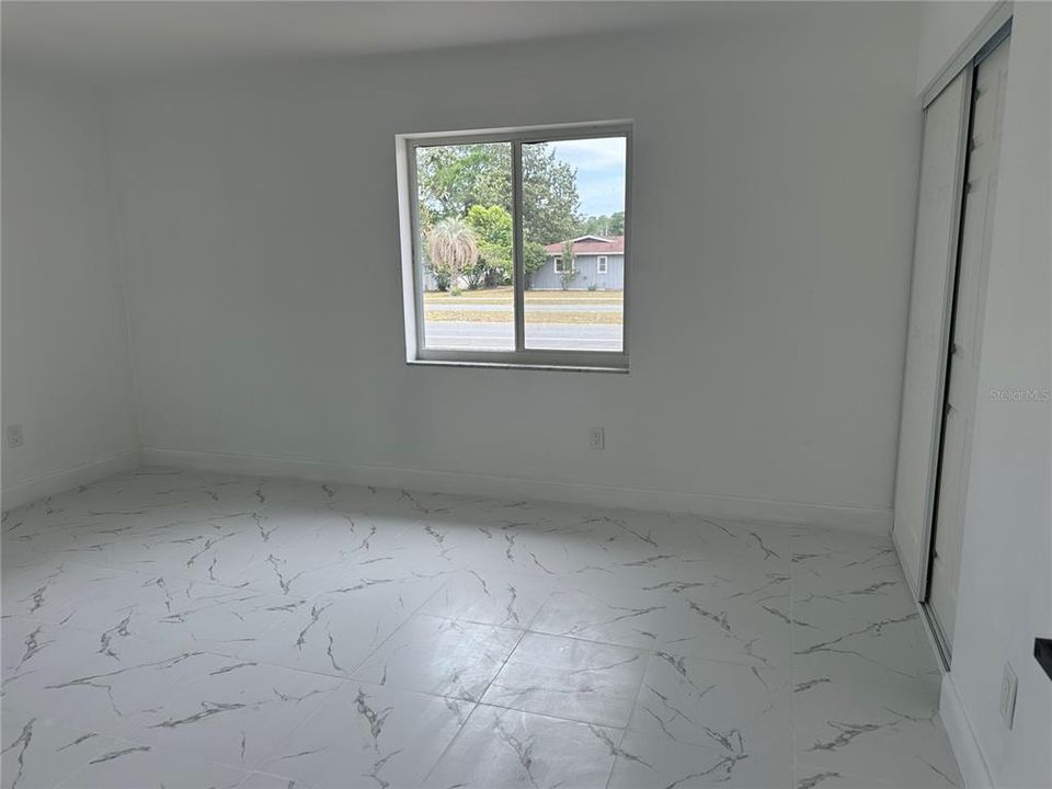 En Venta: $229,990 (3 camas, 2 baños, 1170 Pies cuadrados)