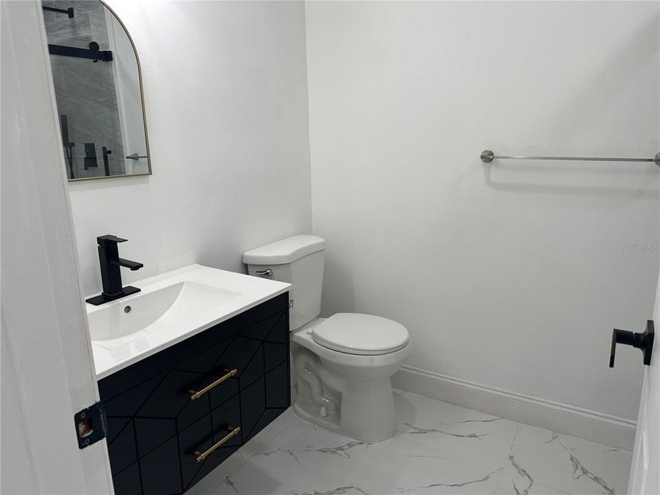 En Venta: $229,990 (3 camas, 2 baños, 1170 Pies cuadrados)
