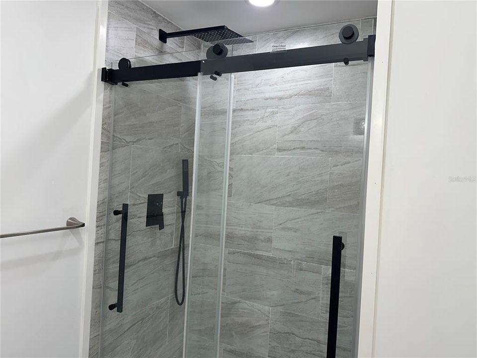 En Venta: $229,990 (3 camas, 2 baños, 1170 Pies cuadrados)