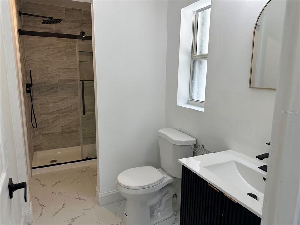 En Venta: $229,990 (3 camas, 2 baños, 1170 Pies cuadrados)