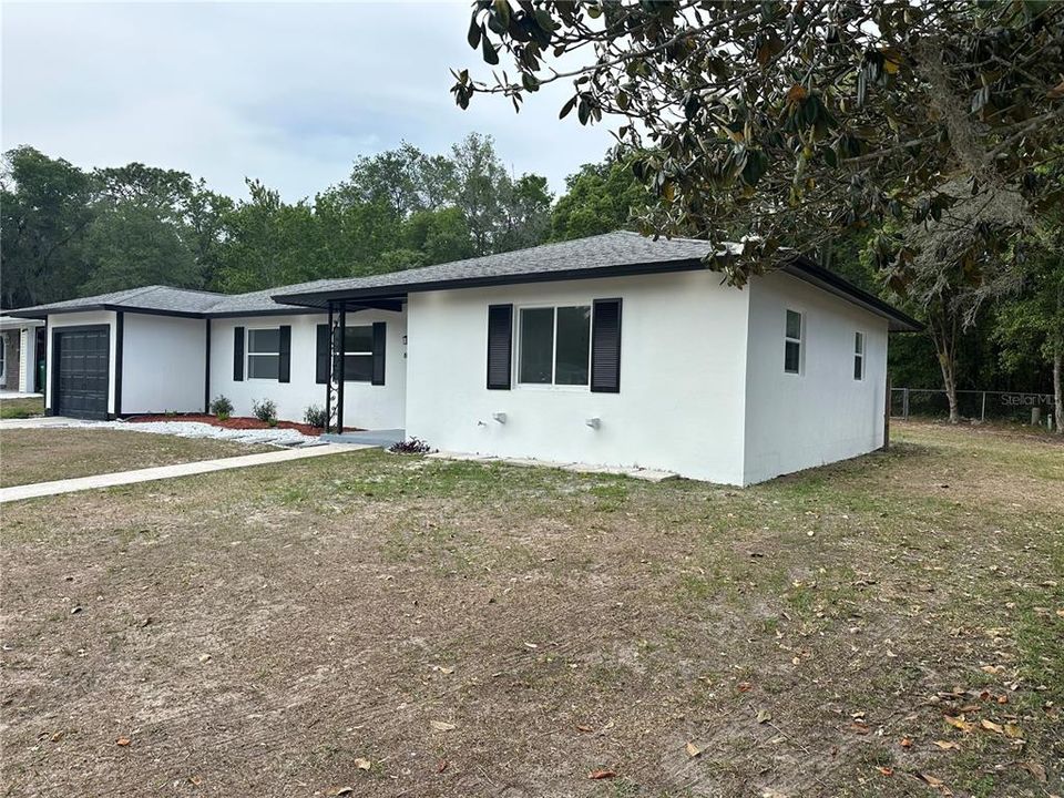 En Venta: $229,990 (3 camas, 2 baños, 1170 Pies cuadrados)