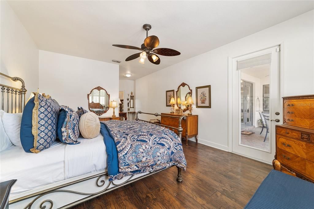 For Sale: $595,000 (4 beds, 3 baths, 2318 Square Feet)