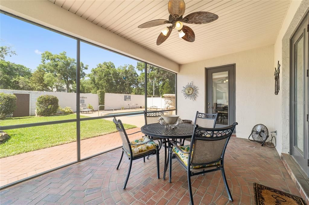 For Sale: $595,000 (4 beds, 3 baths, 2318 Square Feet)