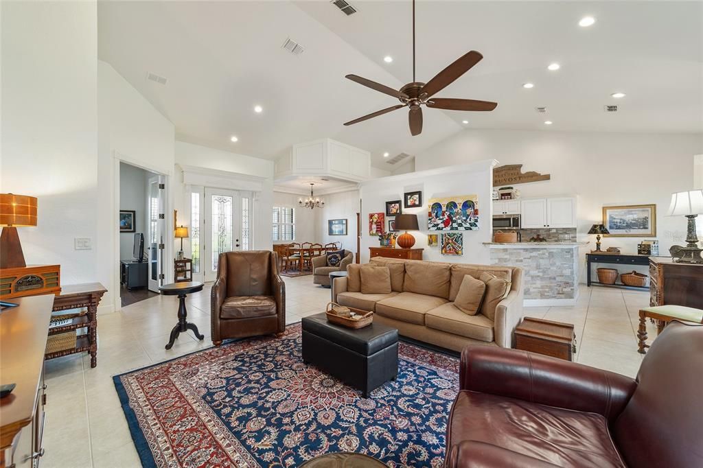 For Sale: $595,000 (4 beds, 3 baths, 2318 Square Feet)