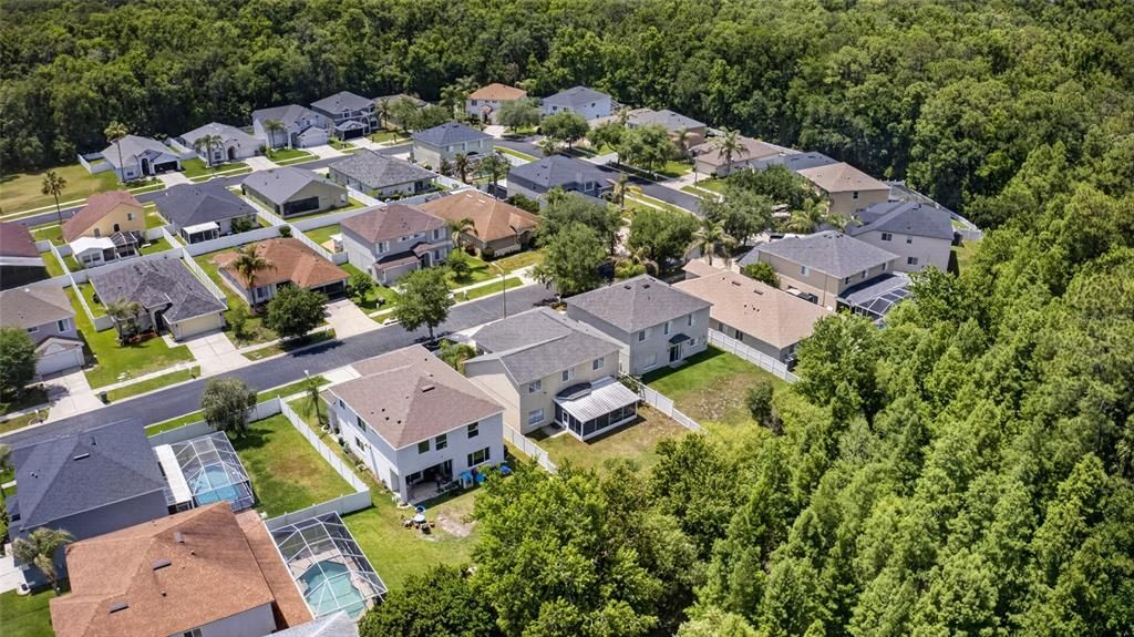 Под контрактом: $375,000 (4 спален, 2 ванн, 2230 Квадратных фут)