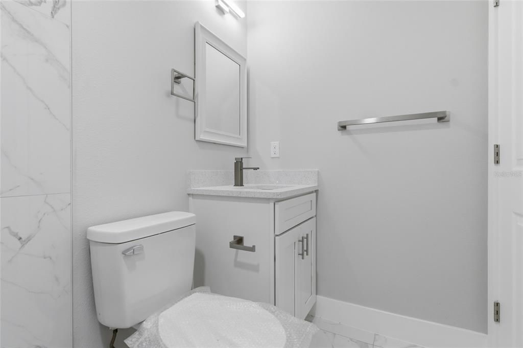 En Venta: $295,000 (3 camas, 2 baños, 1134 Pies cuadrados)