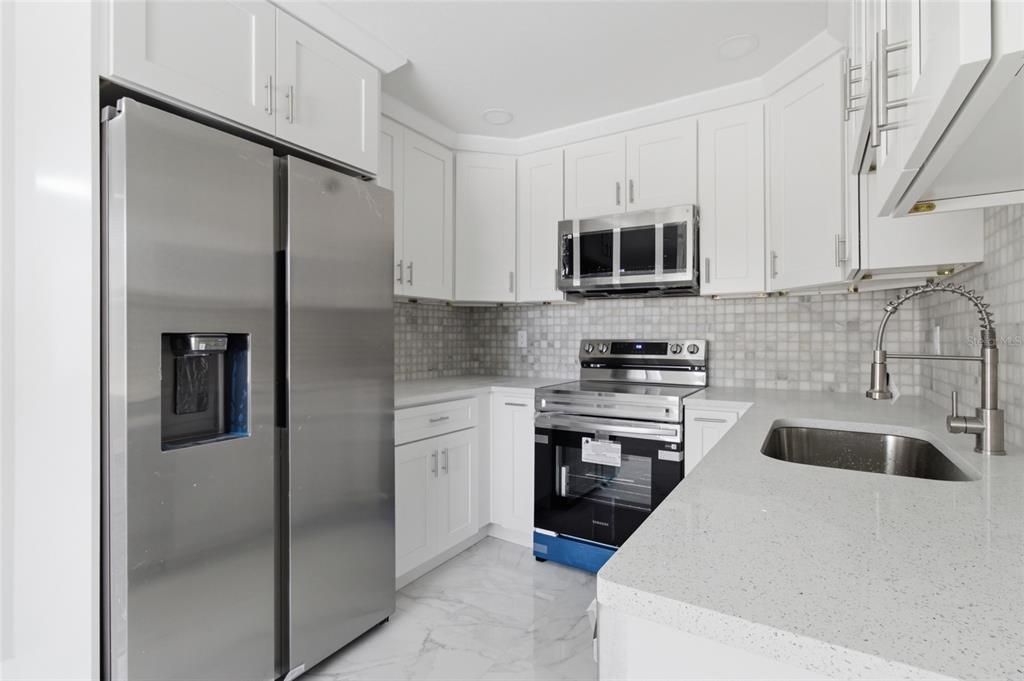 En Venta: $295,000 (3 camas, 2 baños, 1134 Pies cuadrados)