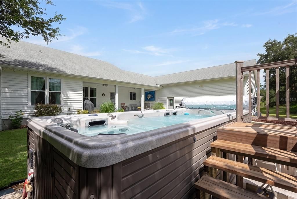 For Sale: $899,000 (3 beds, 2 baths, 3769 Square Feet)