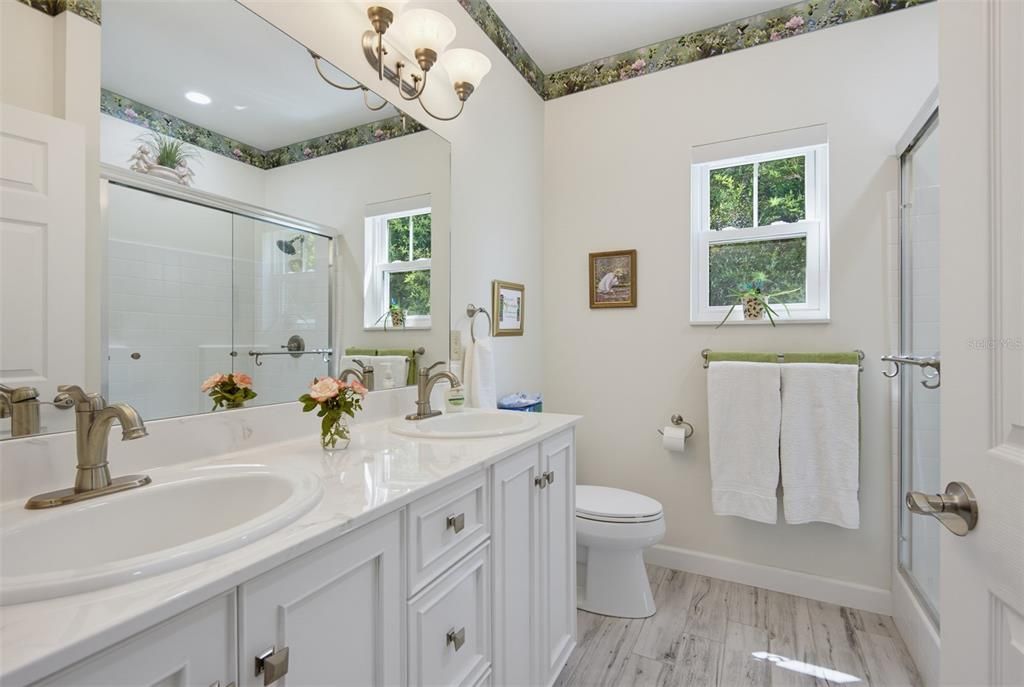 For Sale: $899,000 (3 beds, 2 baths, 3769 Square Feet)