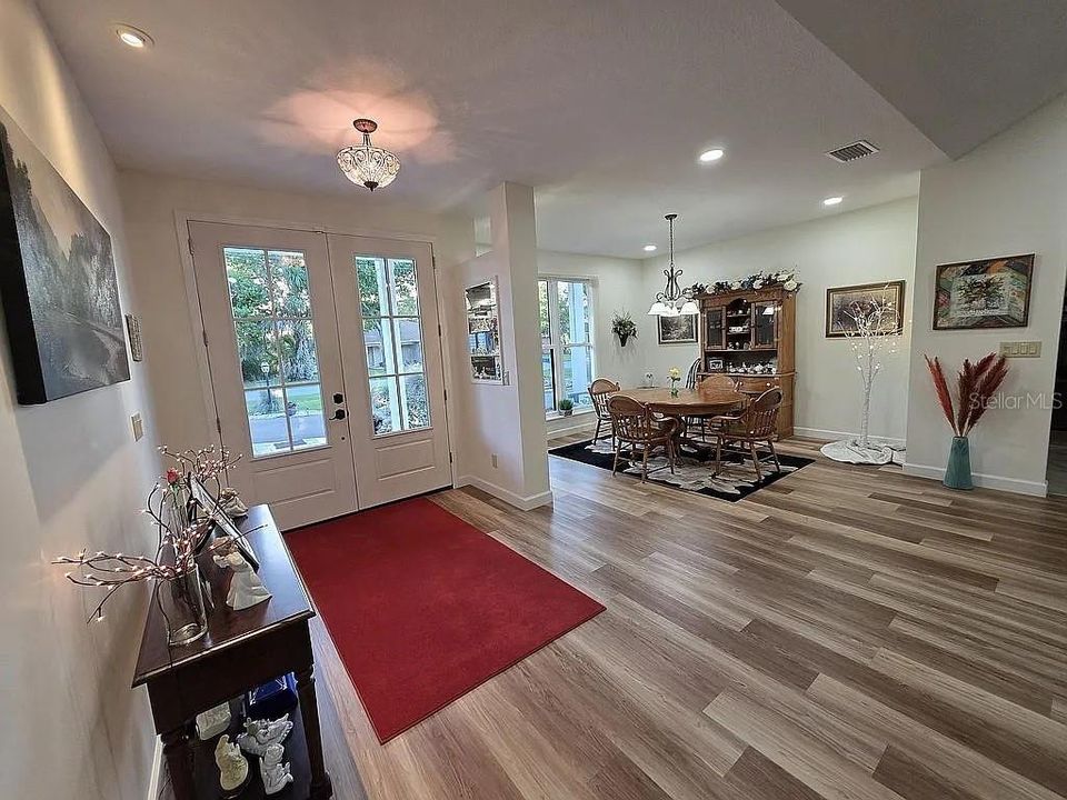 For Sale: $929,000 (3 beds, 2 baths, 3769 Square Feet)