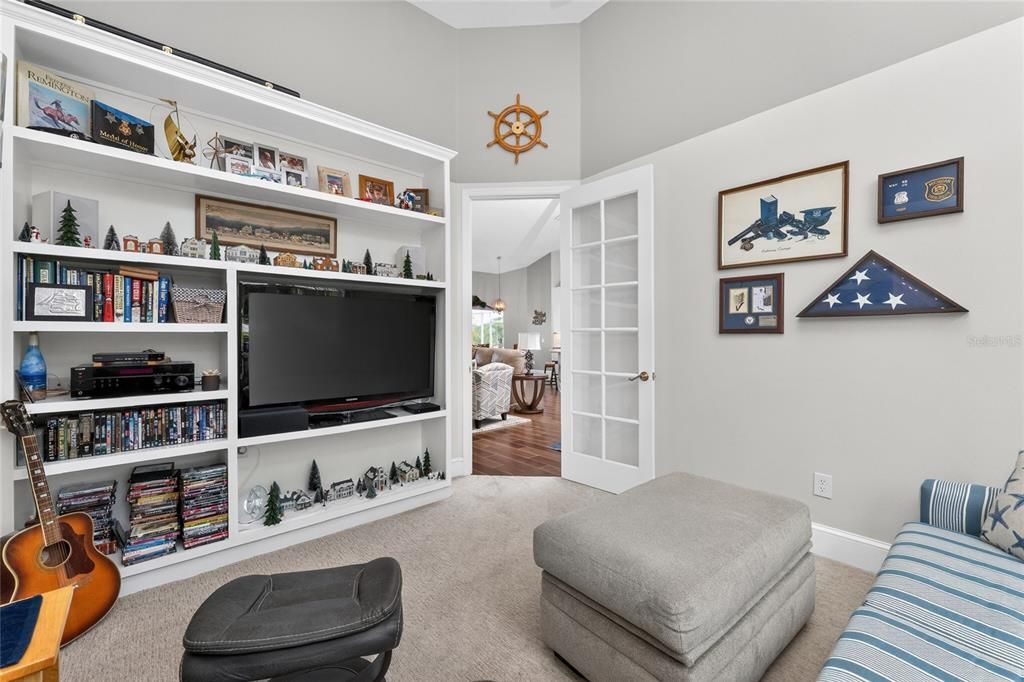 Active With Contract: $549,018 (3 beds, 2 baths, 2140 Square Feet)