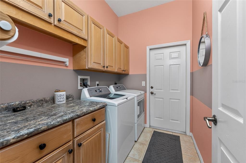 Active With Contract: $549,018 (3 beds, 2 baths, 2140 Square Feet)