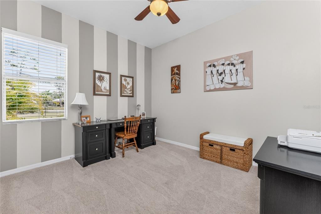 Active With Contract: $549,018 (3 beds, 2 baths, 2140 Square Feet)