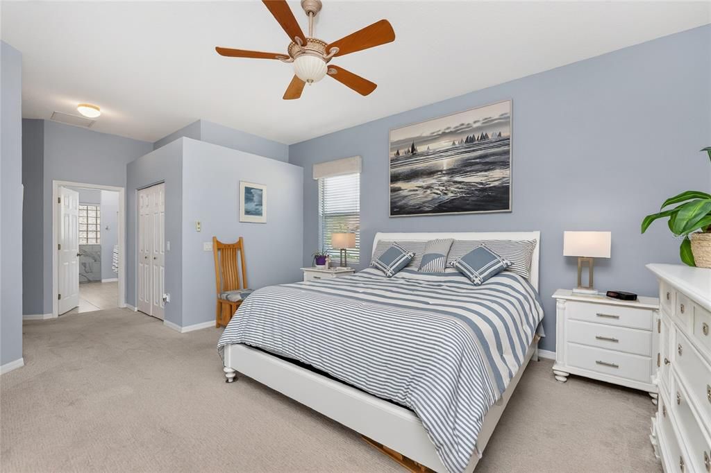 Active With Contract: $549,018 (3 beds, 2 baths, 2140 Square Feet)