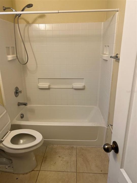 В аренду: $1,800 (2 спален, 2 ванн, 1018 Квадратных фут)