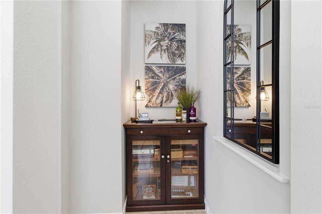 Activo con contrato: $1,350,000 (3 camas, 3 baños, 3370 Pies cuadrados)