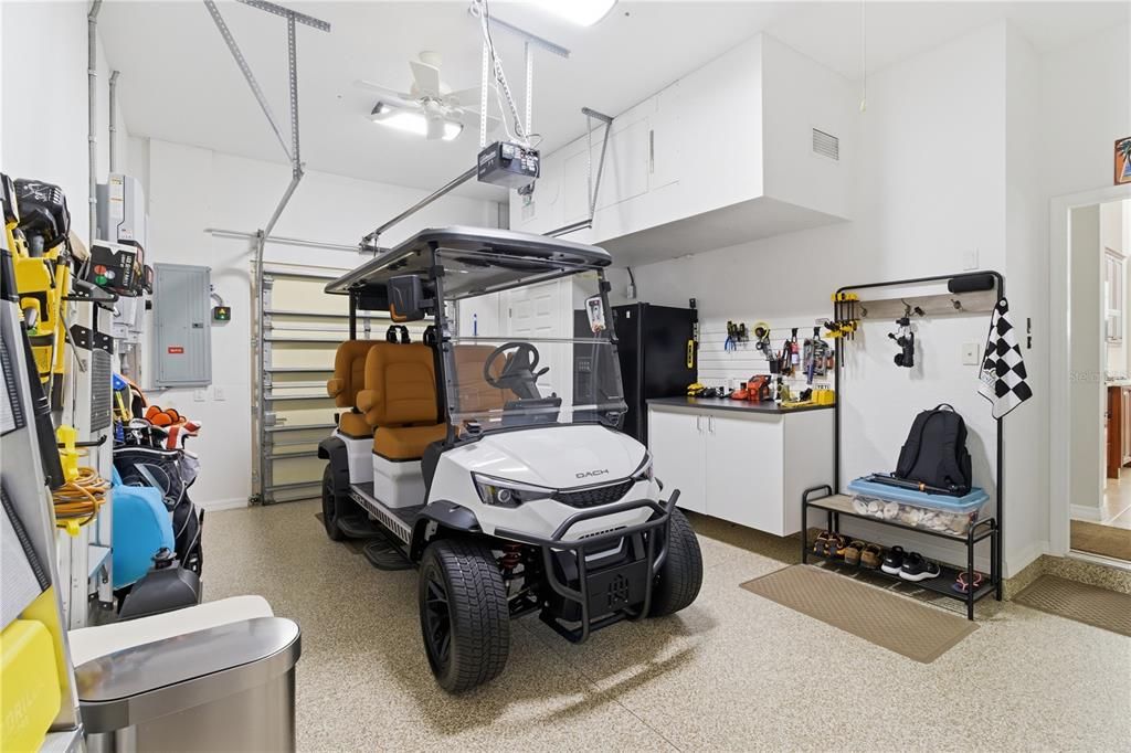 Activo con contrato: $1,350,000 (3 camas, 3 baños, 3370 Pies cuadrados)