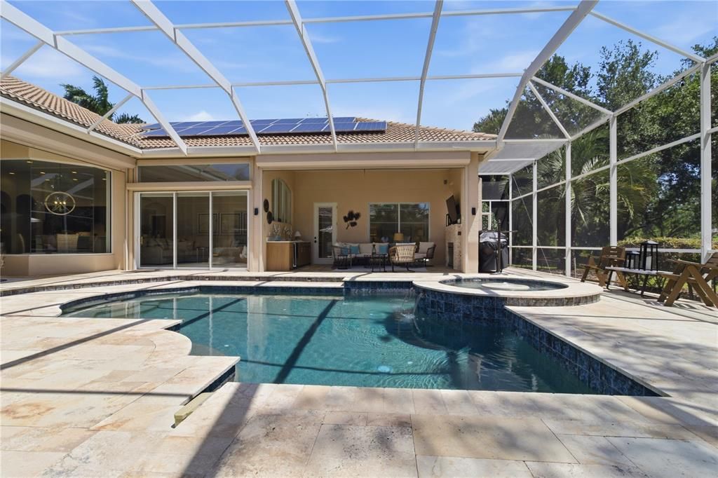 Activo con contrato: $1,350,000 (3 camas, 3 baños, 3370 Pies cuadrados)