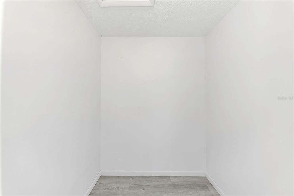 Activo con contrato: $449,900 (3 camas, 2 baños, 1572 Pies cuadrados)