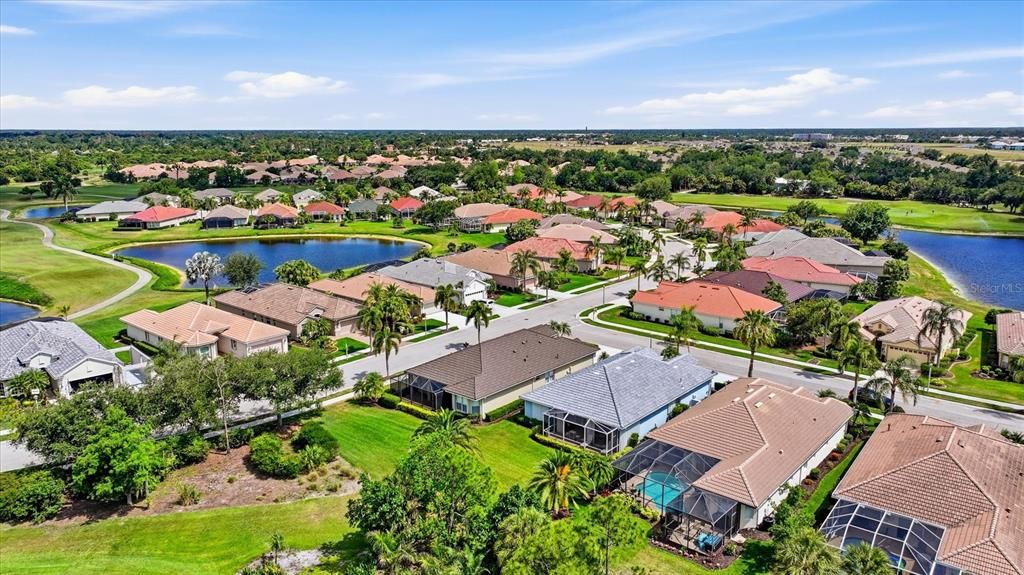 На продажу: $475,000 (3 спален, 2 ванн, 1830 Квадратных фут)