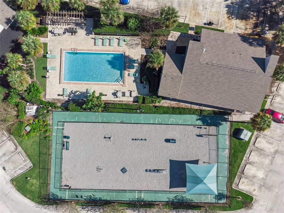 For Sale: $179,500 (2 beds, 2 baths, 972 Square Feet)