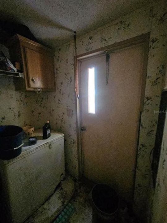 For Sale: $44,002 (3 beds, 2 baths, 1568 Square Feet)