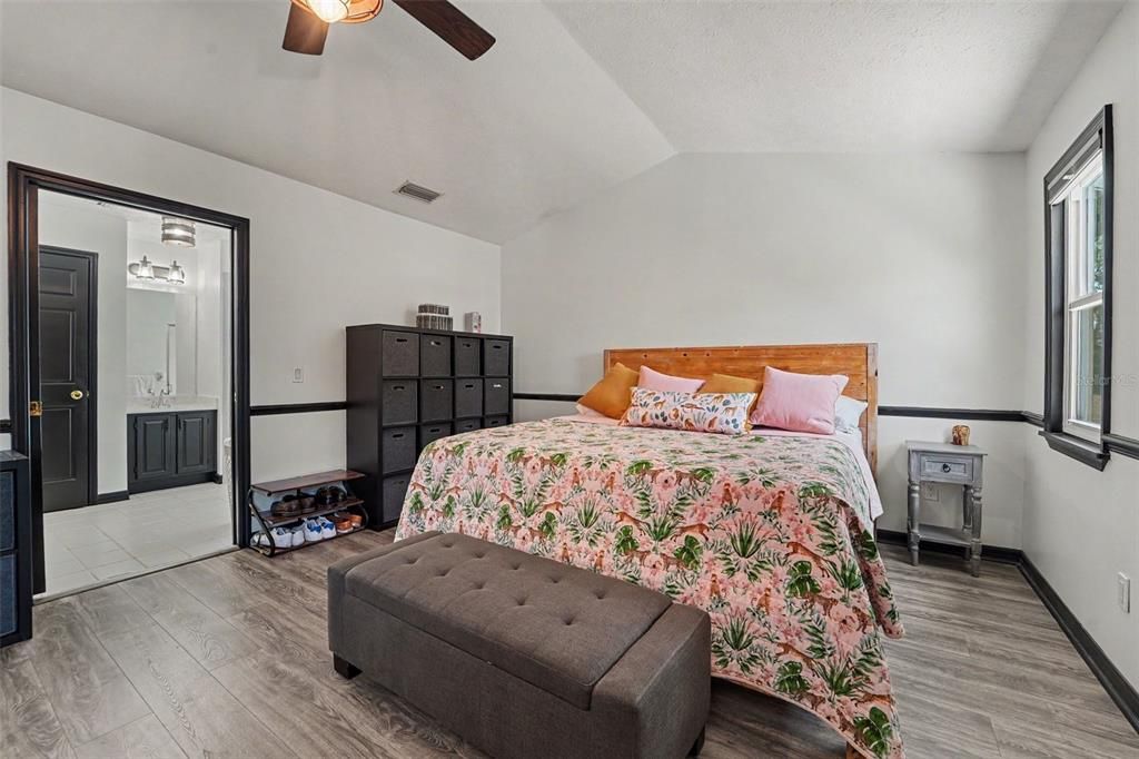 En Venta: $560,000 (4 camas, 2 baños, 2908 Pies cuadrados)