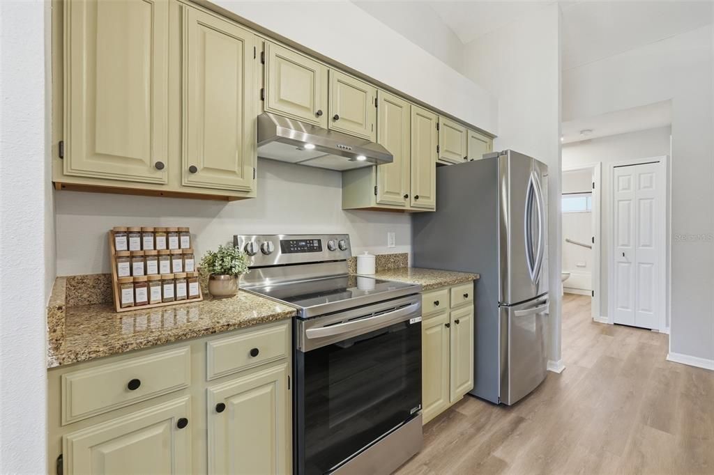 For Sale: $244,500 (3 beds, 2 baths, 1610 Square Feet)