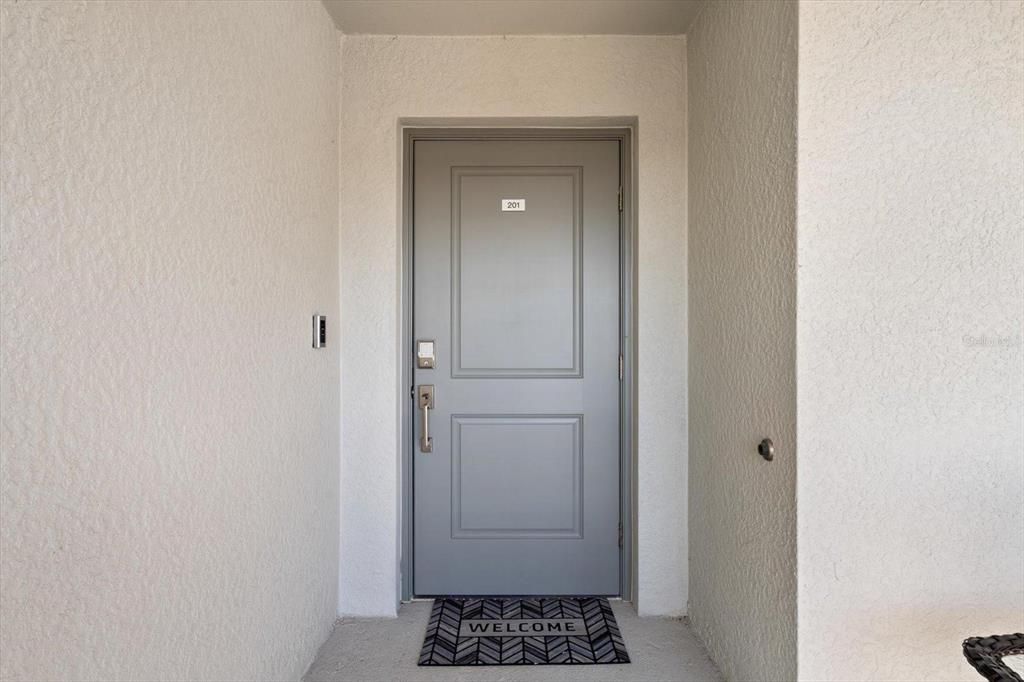 For Rent: $3,200 (2 beds, 2 baths, 1569 Square Feet)
