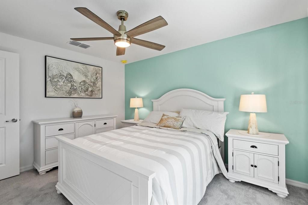 For Rent: $3,200 (2 beds, 2 baths, 1569 Square Feet)