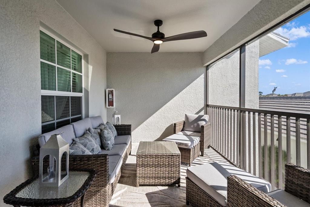 For Rent: $3,200 (2 beds, 2 baths, 1569 Square Feet)