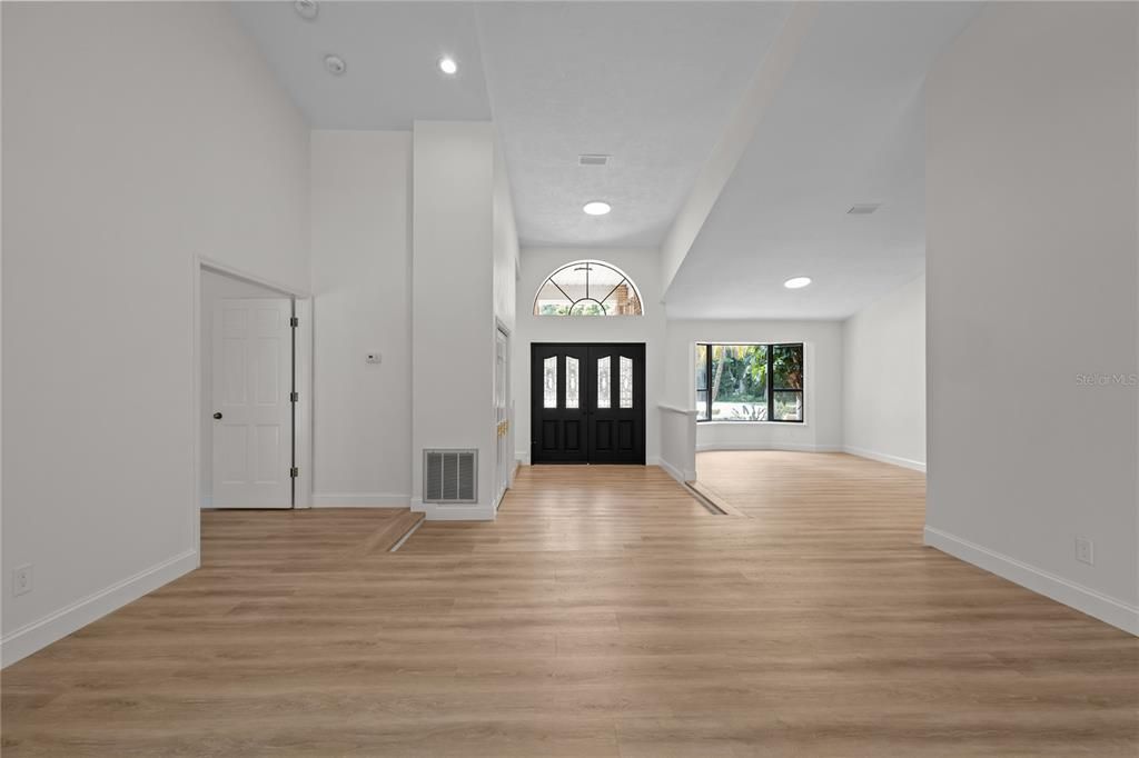En Venta: $1,224,000 (4 camas, 5 baños, 4371 Pies cuadrados)