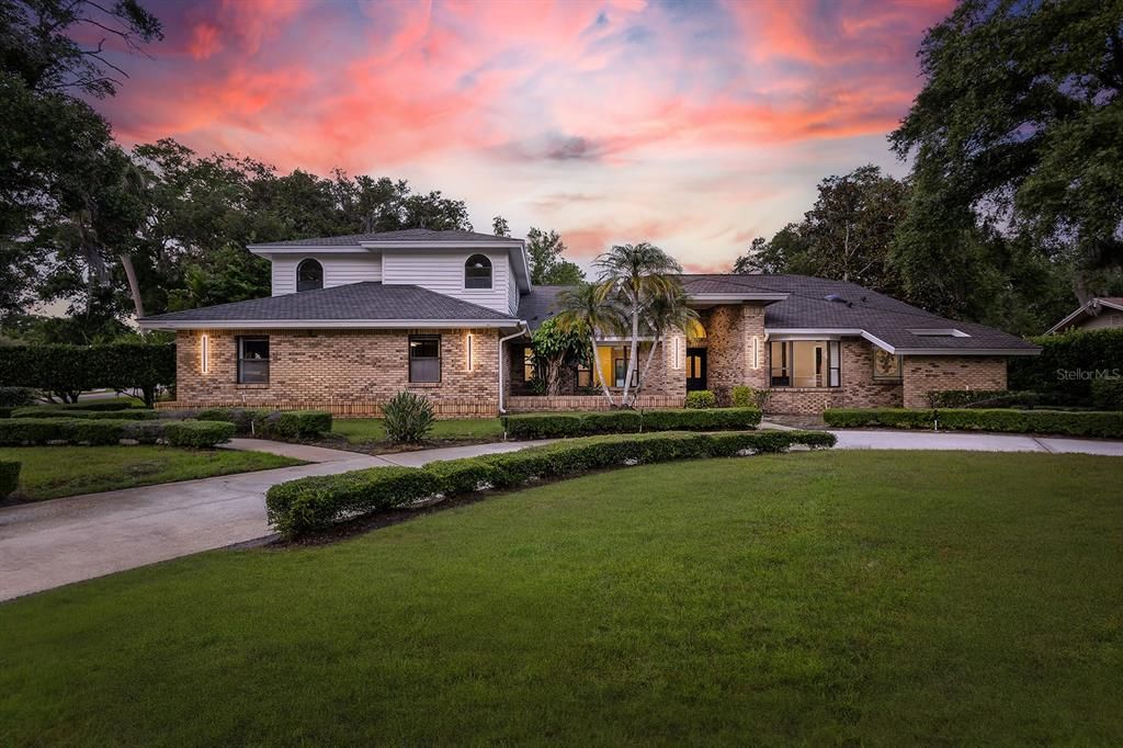 En Venta: $1,224,000 (4 camas, 5 baños, 4371 Pies cuadrados)