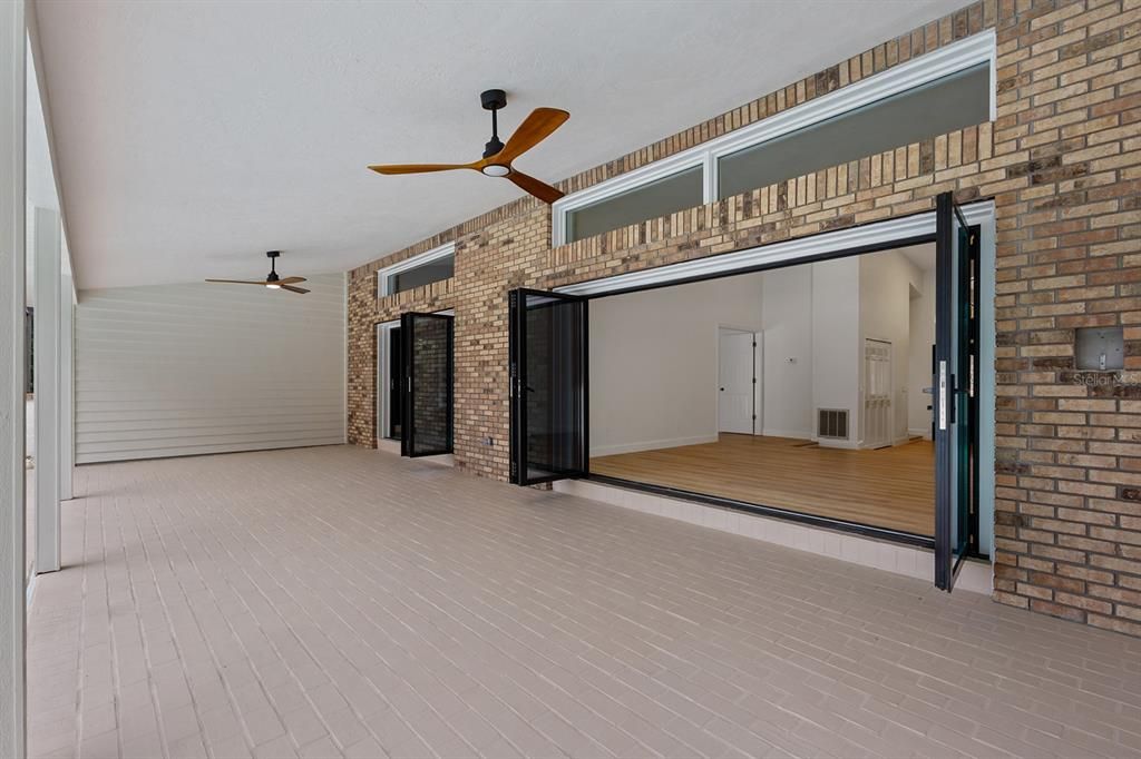 En Venta: $1,224,000 (4 camas, 5 baños, 4371 Pies cuadrados)