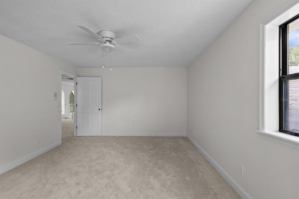 En Venta: $1,224,000 (4 camas, 5 baños, 4371 Pies cuadrados)