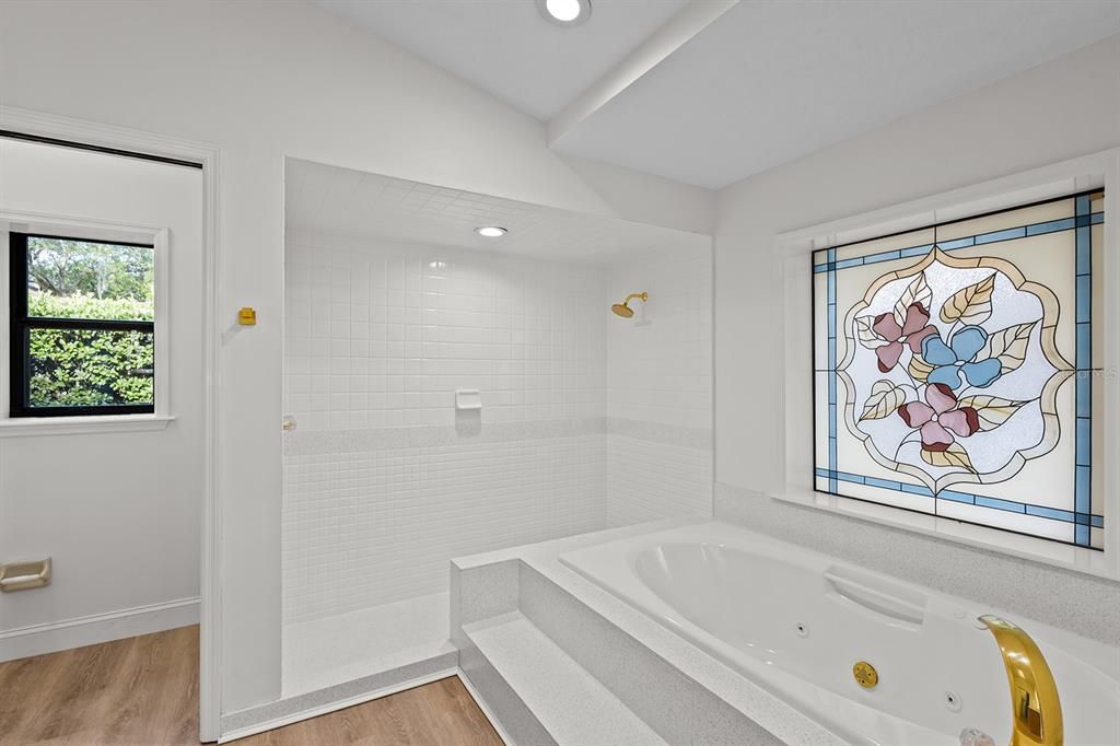 En Venta: $1,224,000 (4 camas, 5 baños, 4371 Pies cuadrados)