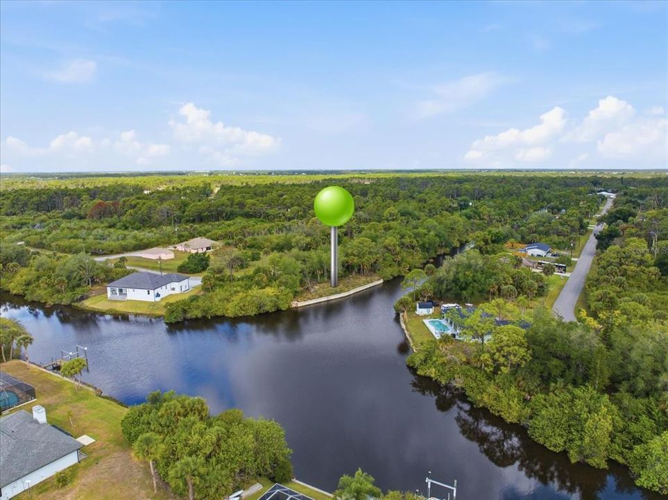 На продажу: $180,000 (0.34 acres)