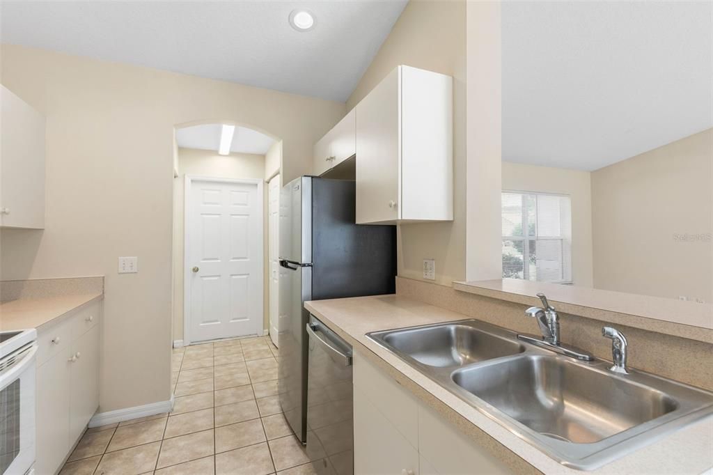 Activo con contrato: $269,000 (3 camas, 2 baños, 1534 Pies cuadrados)