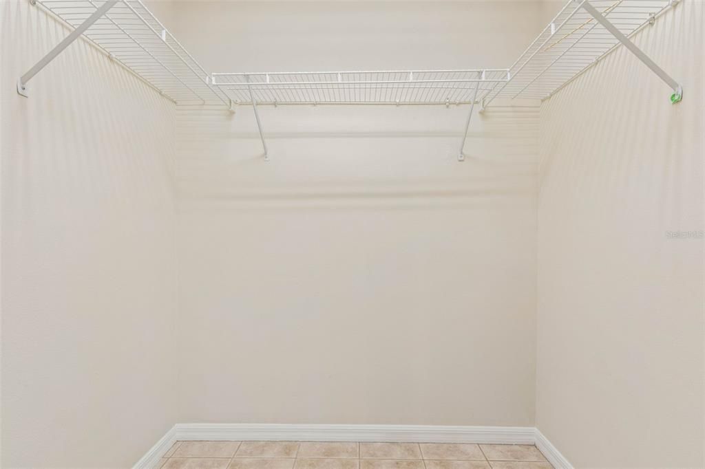 Activo con contrato: $269,000 (3 camas, 2 baños, 1534 Pies cuadrados)