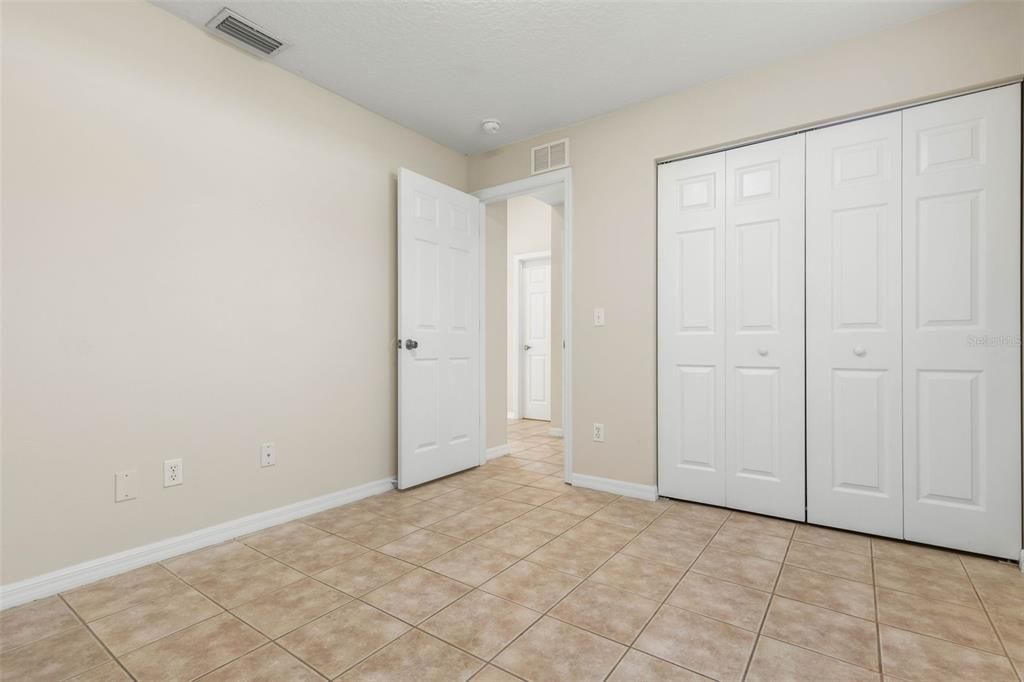 Activo con contrato: $269,000 (3 camas, 2 baños, 1534 Pies cuadrados)