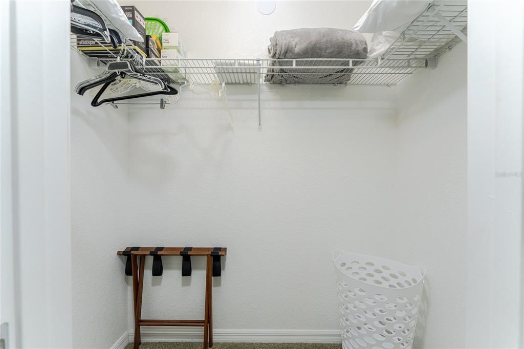Activo con contrato: $364,900 (3 camas, 2 baños, 1436 Pies cuadrados)